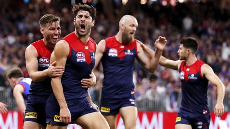 afl matches today|afl game melbourne.